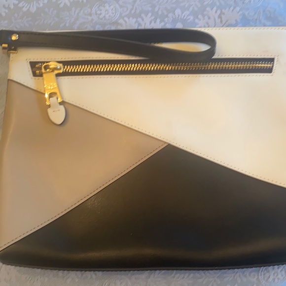 A Ralph Lauren Clutch - Picture 1 of 6